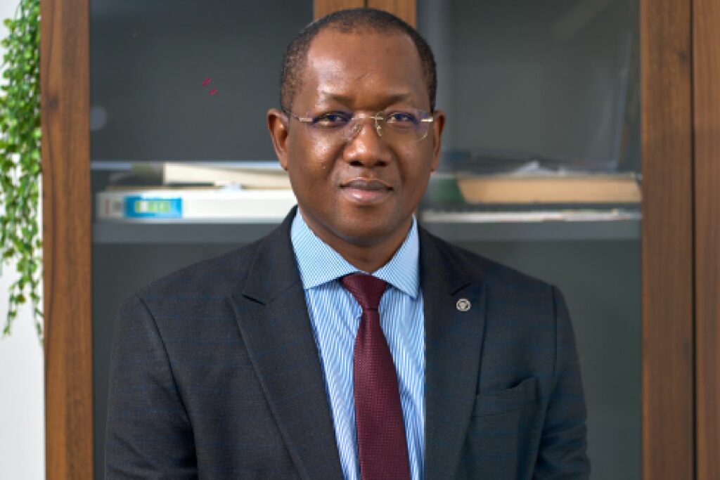 Seydou Coulibaly, Directeur Adjoint de l’Exploitation d’AFG Bank Mali.